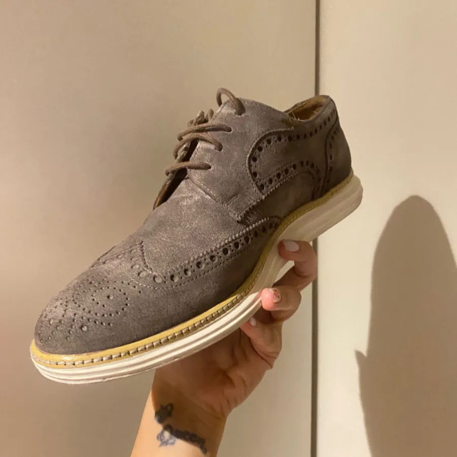 کفش راحتی برند corum