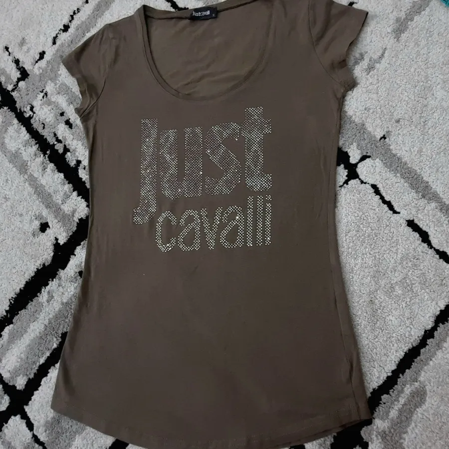 تیشرت برند نخی