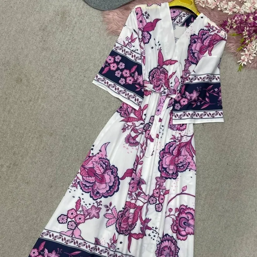 پیراهن ساحلی