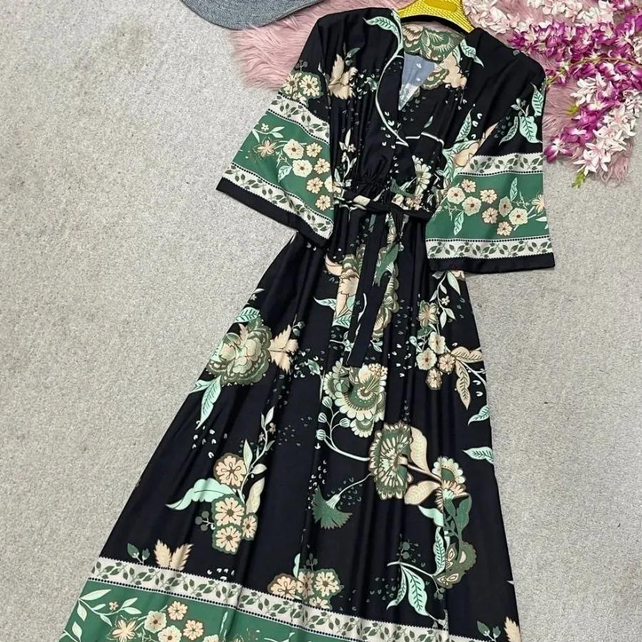 پیراهن ساحلی