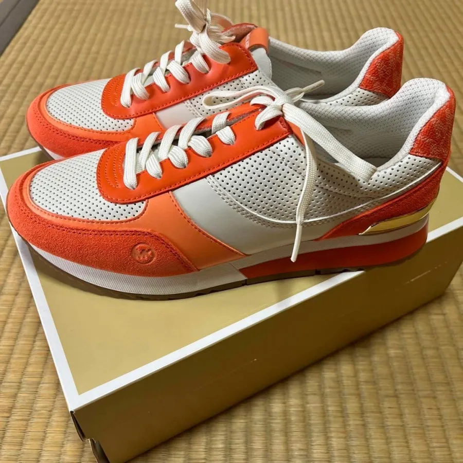 کتونی مایکل کورس اورجینال