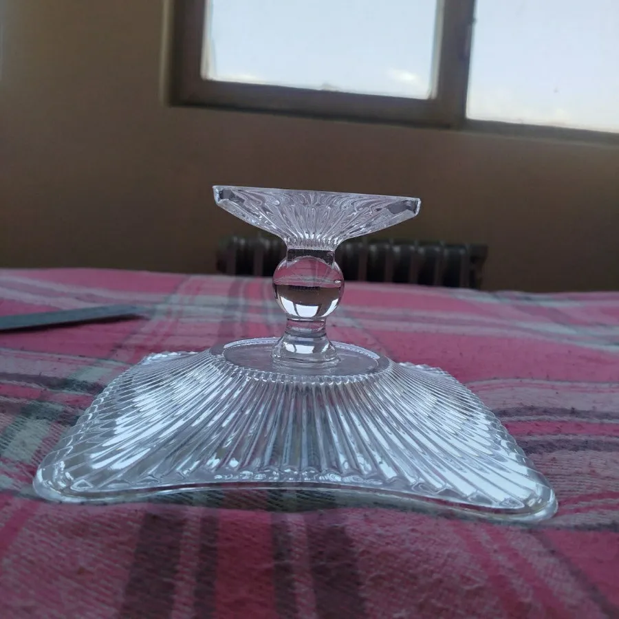 دیس شیرینی خوری