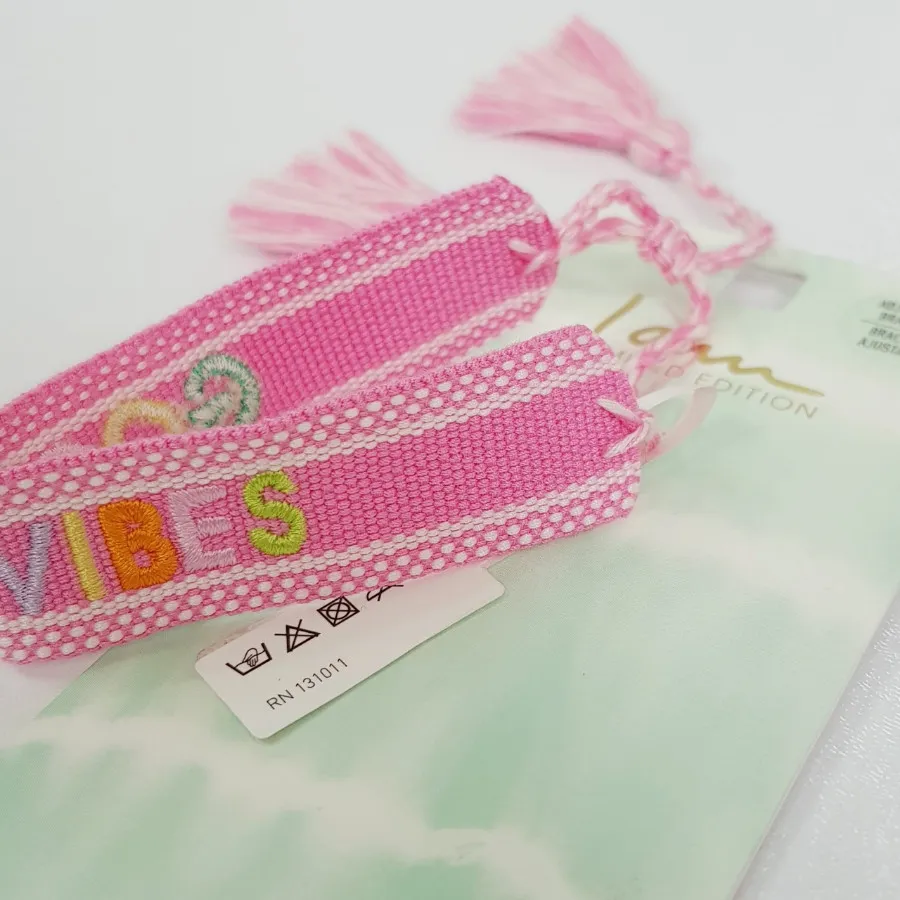 دستبند پارچه ای Good Vibe