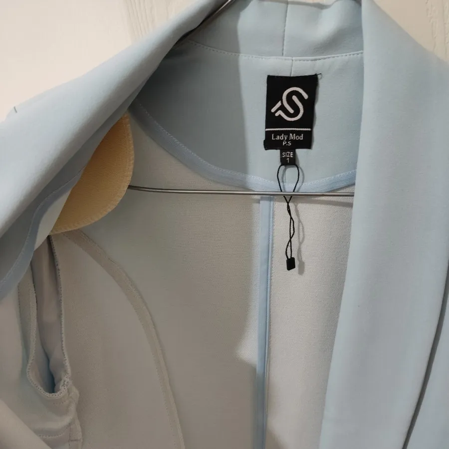 کت آبی آسمانی