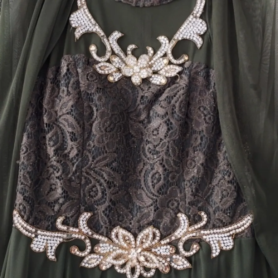 پیراهن مجلسی سبز رنگ