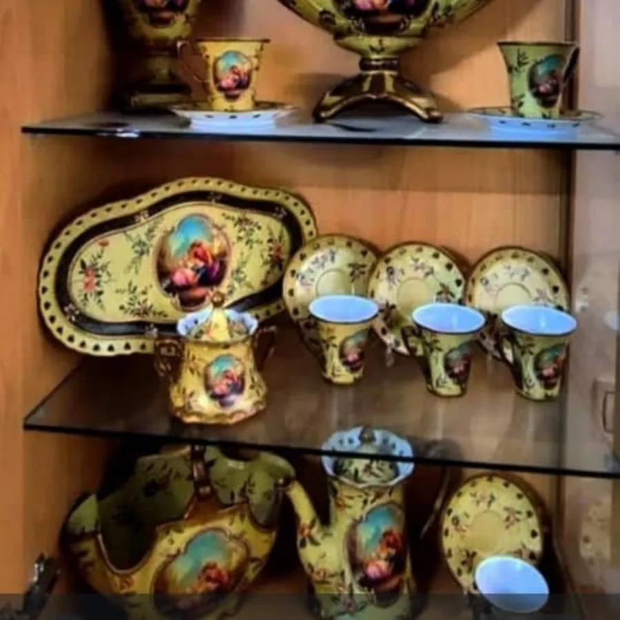 سرویس پذیرایی