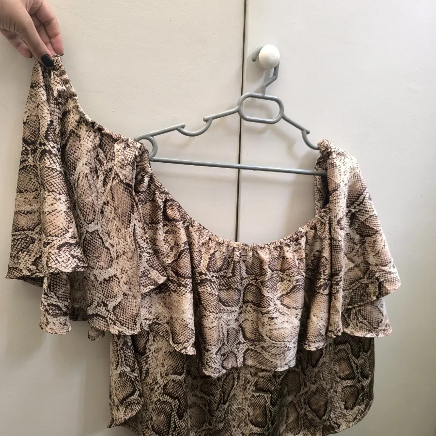 بلوز پوست ماری