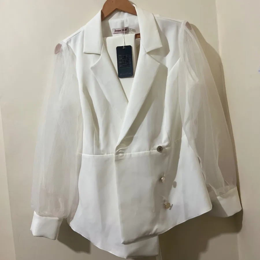 کت و‌ شلوار سفید فرمالیته