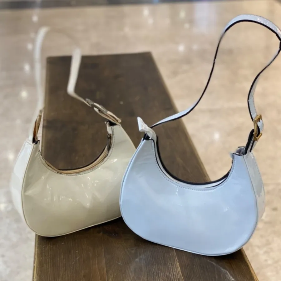 کیف دوشی قایقی ورنی