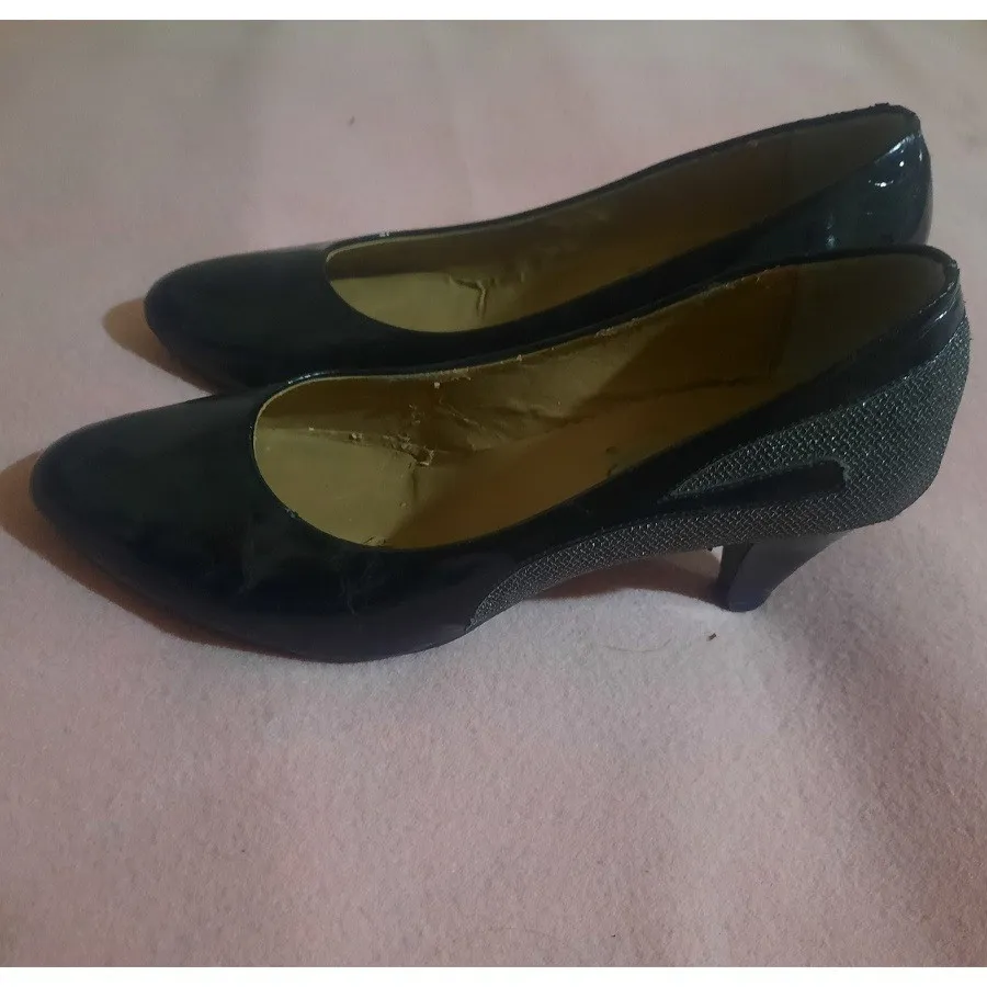 کفش مجلسی پاشنه دار