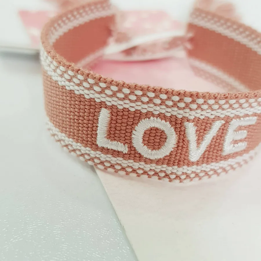 دستبند بافت پارچه ای Love