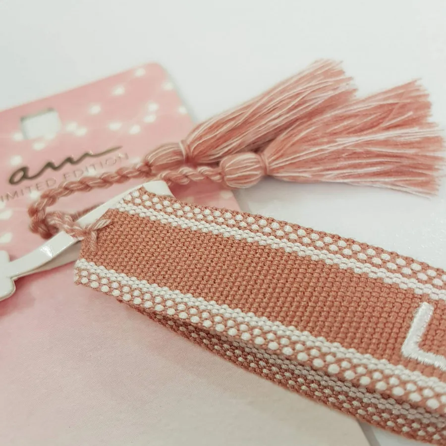 دستبند بافت پارچه ای Love