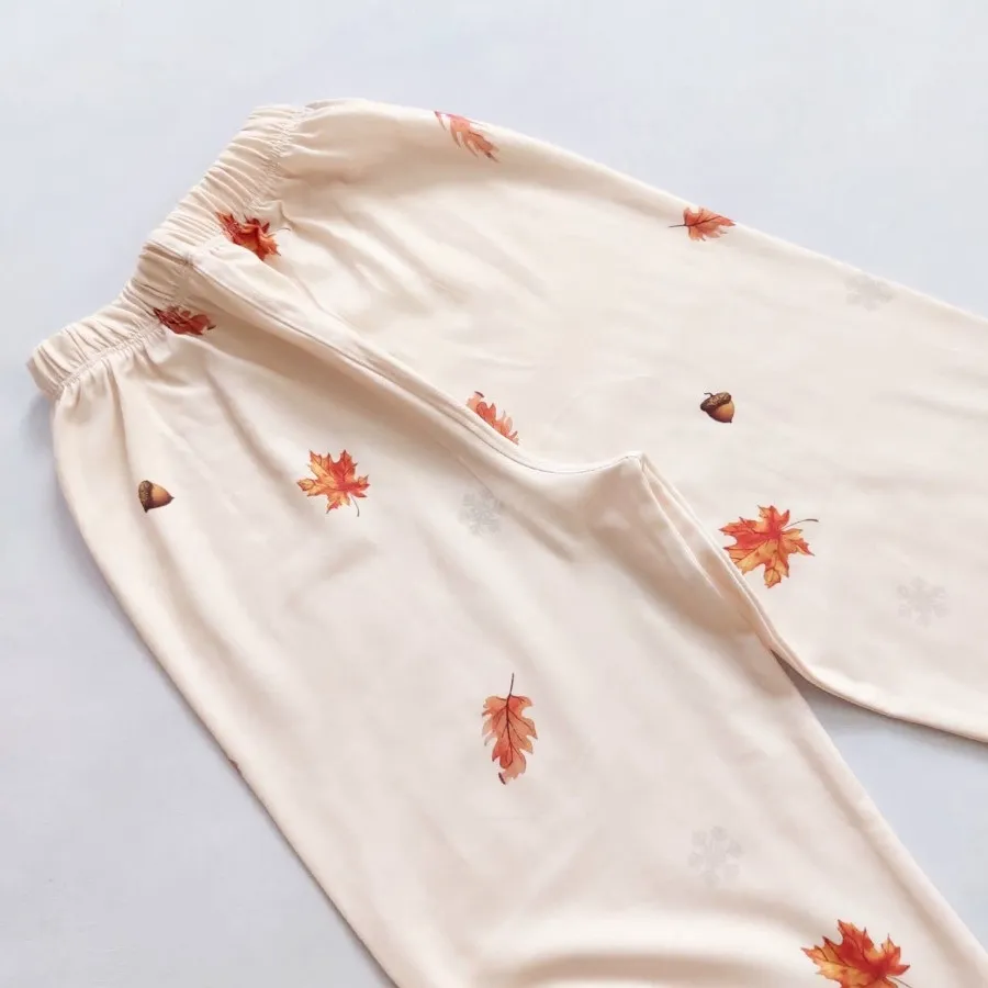 تیشرت شلوار دختر و گوزن