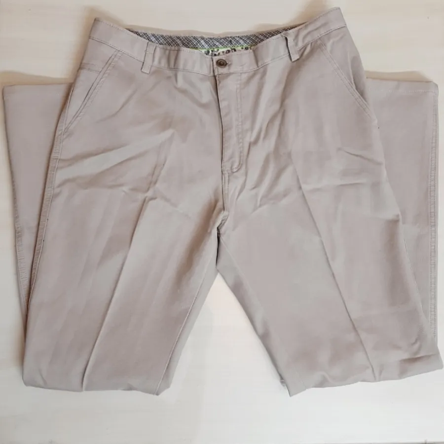 شلوار مردانه با رنگ جذاب