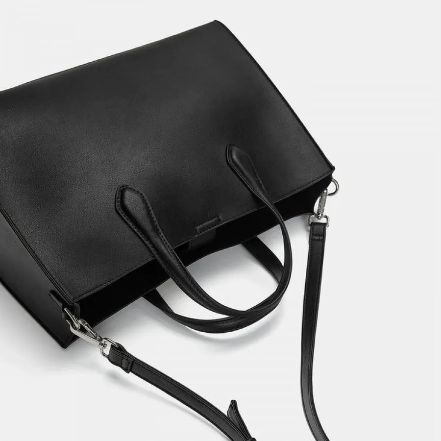 کیف مشکی پل اند بیر