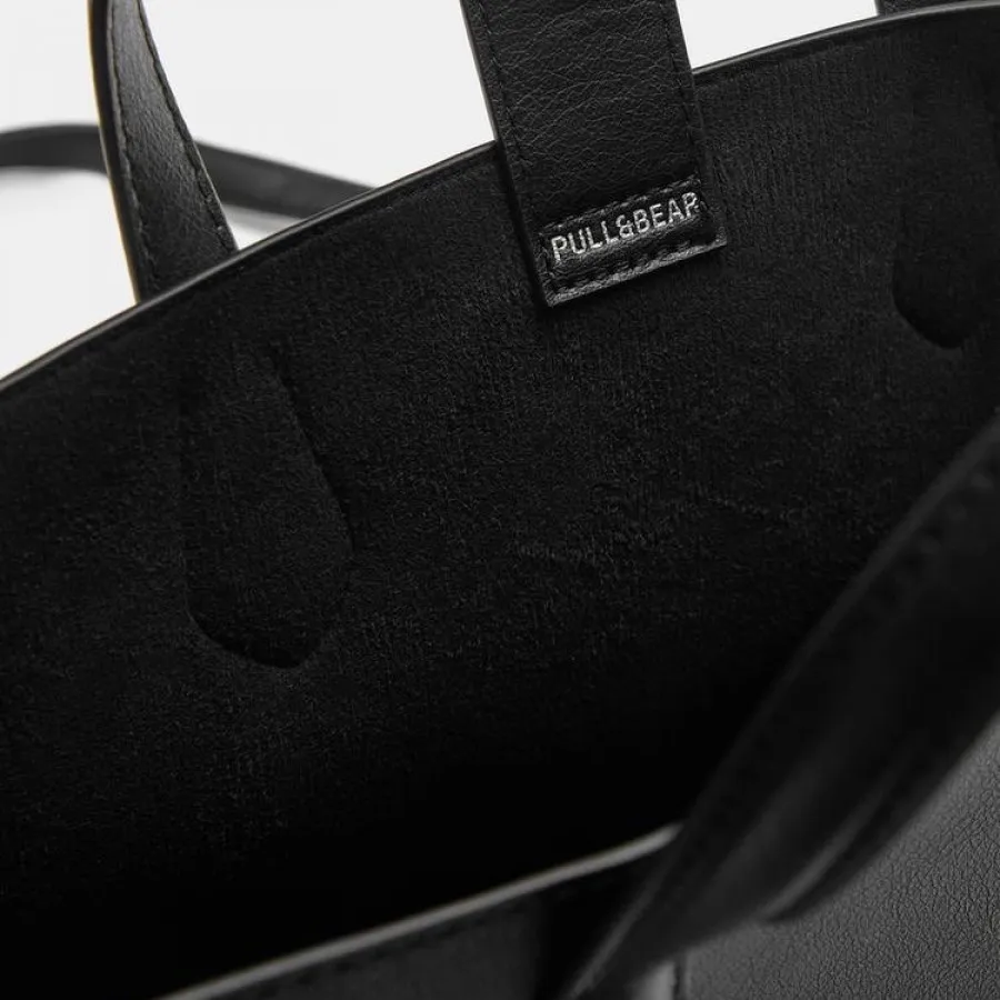 کیف مشکی پل اند بیر