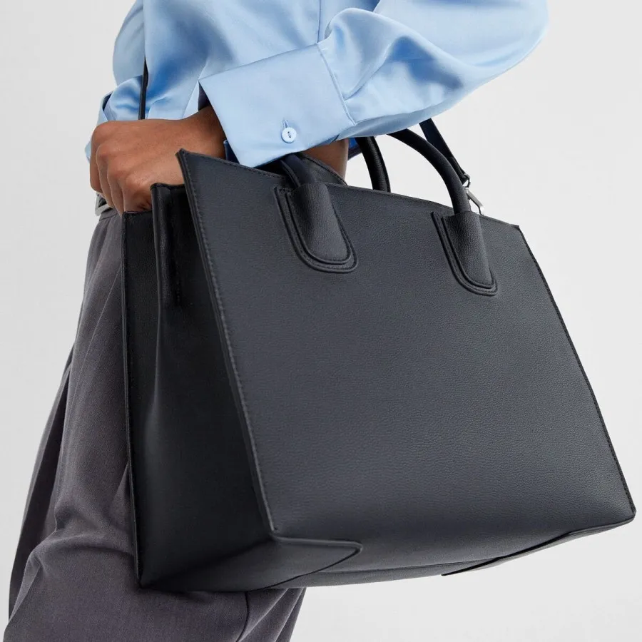 کیف استرادیواریوس