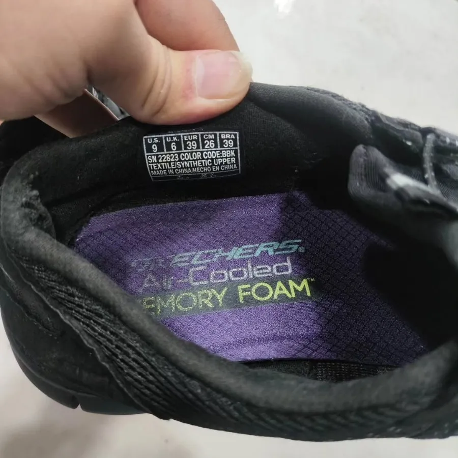 کفش کتونی اسکیچرزاورجینال