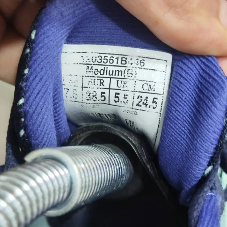 کفش کتونی اسکیچرزاورجینال