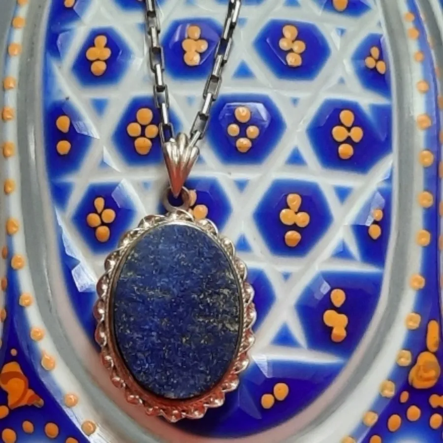 آویز گردنی لاجورد