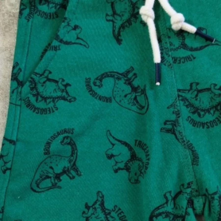 شلوارک بچه گانه