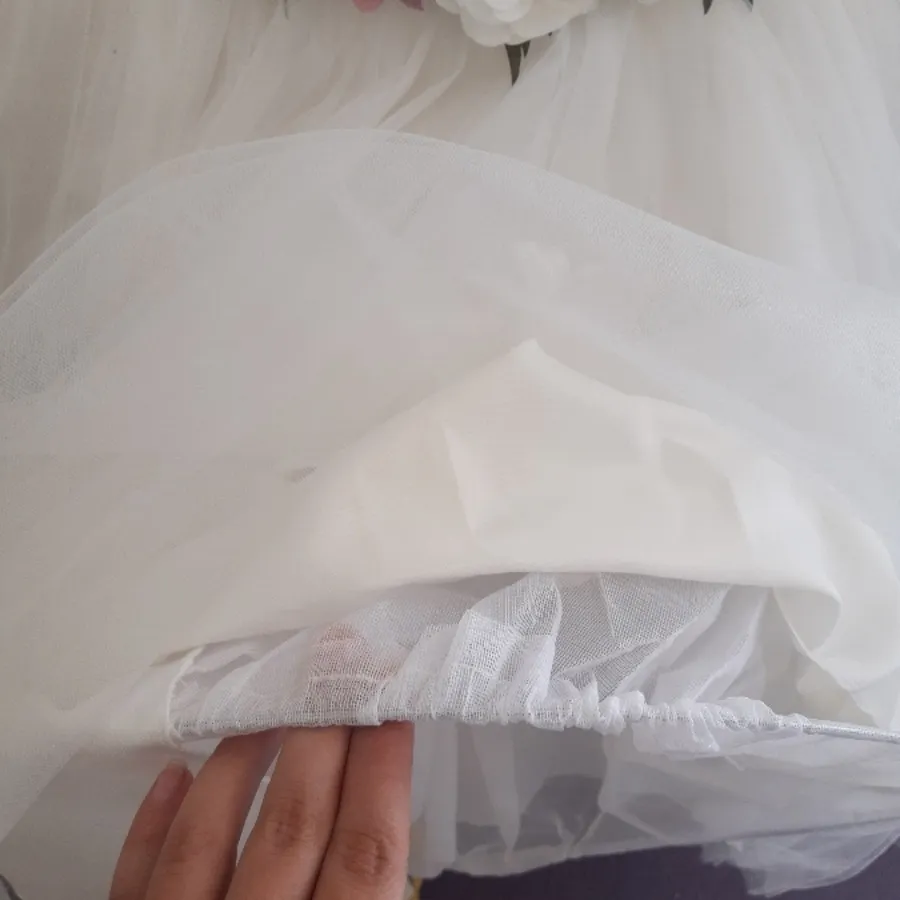 لباس عروس پشت تور دار