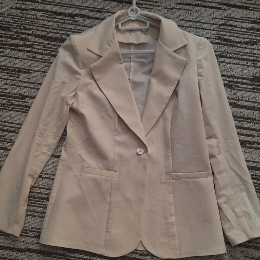 کت لینن زارا