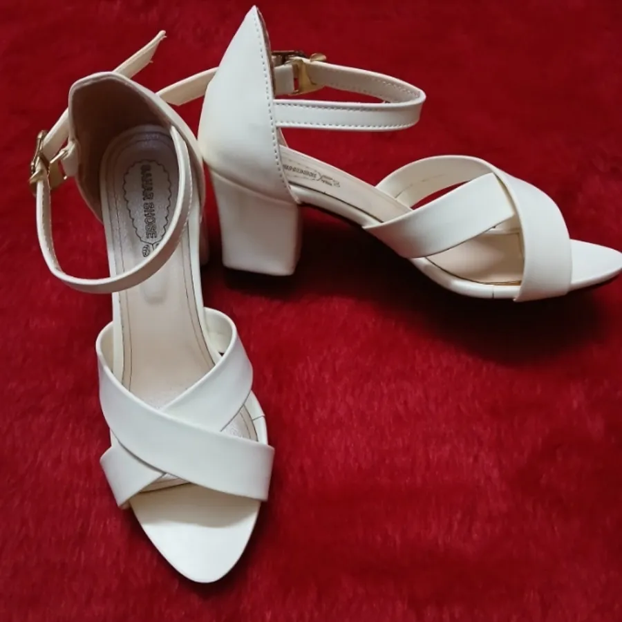 صندل پاشنه بلند مدل سوسن