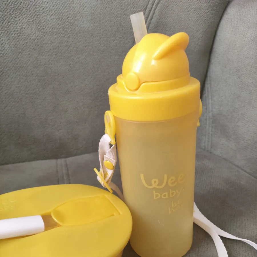 قمقمه و ظرف غذای کودک