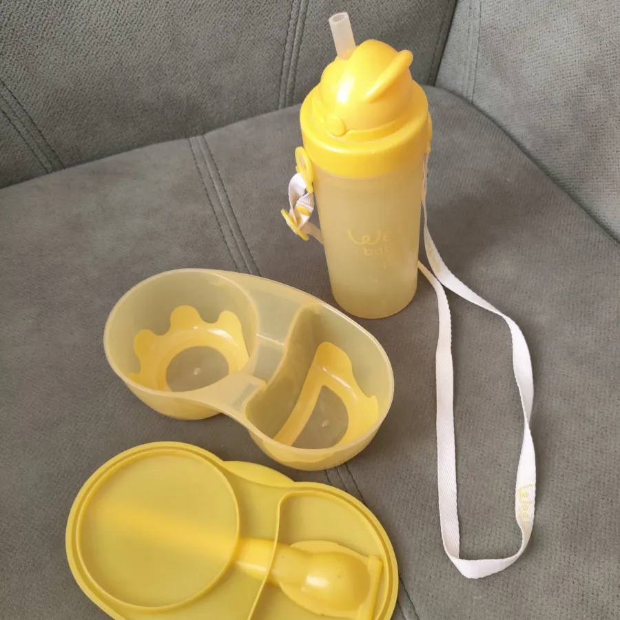 قمقمه و ظرف غذای کودک
