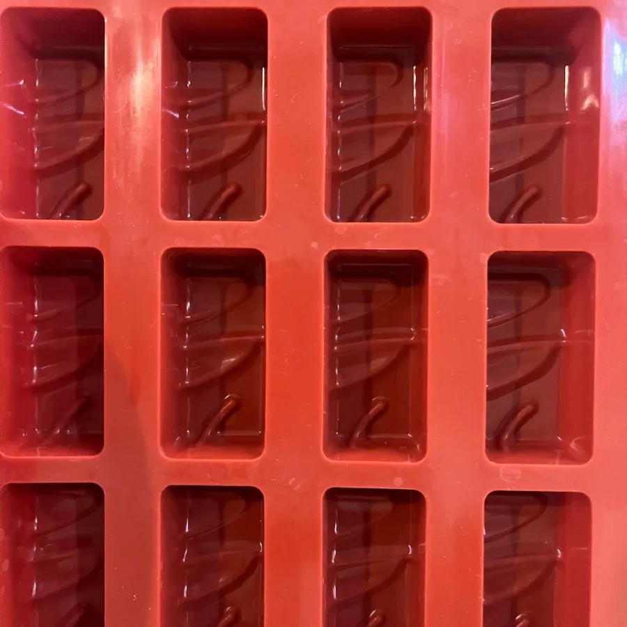 قالب دسر و شکلات