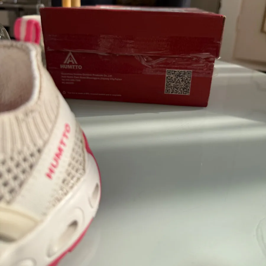 کفش طبیعتگردی هومتوHUMTTO