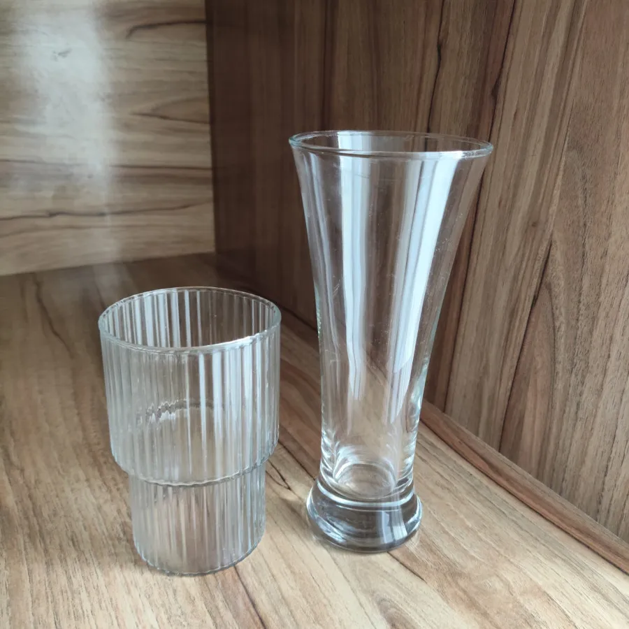 لیوان شیشه ای