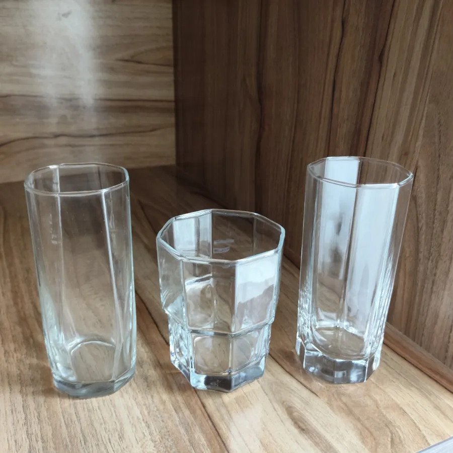 لیوان هشت ضلعی