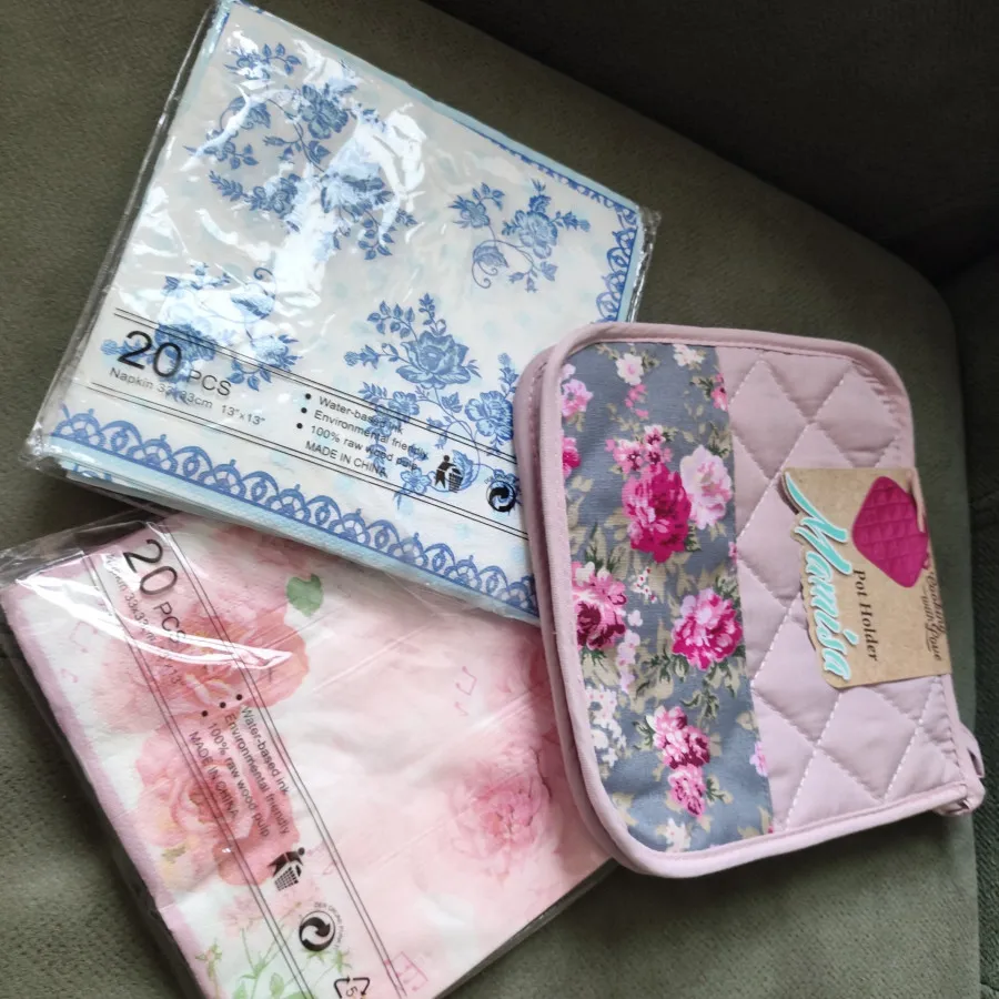 دستمال سفره و دستگیره