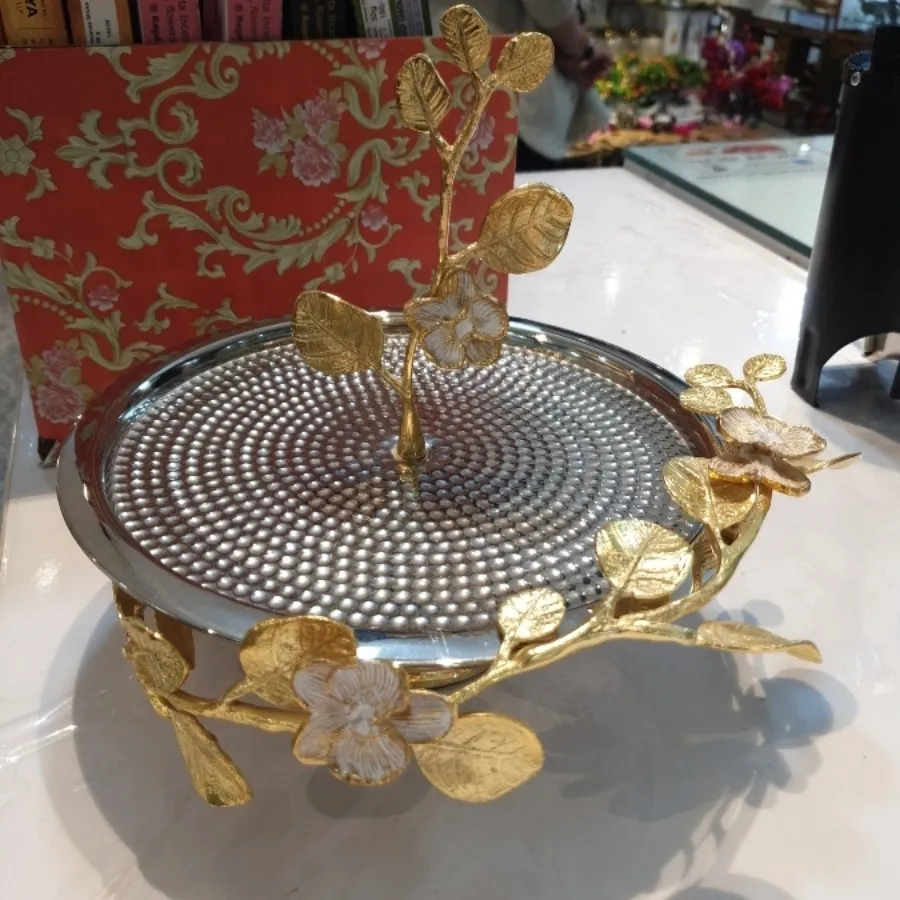 شیرینی خوری