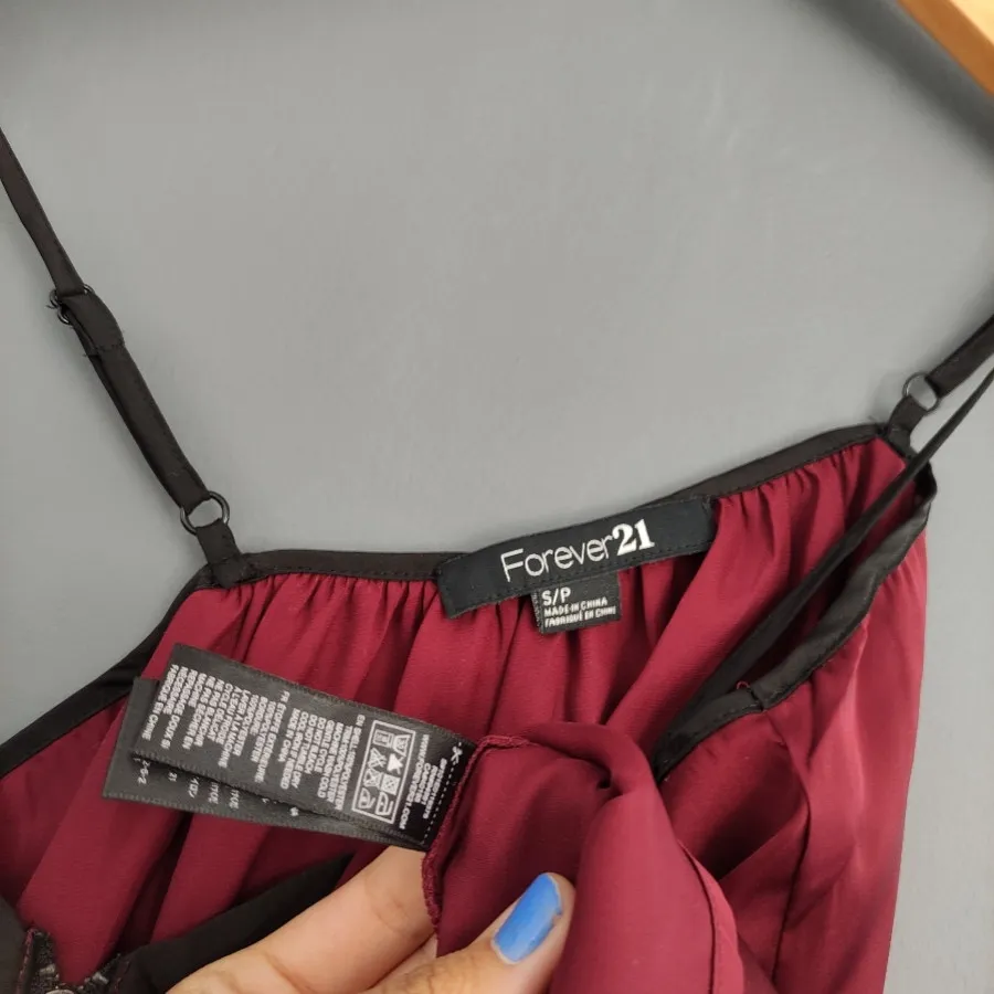 تاپ ساتنی برند Forever21