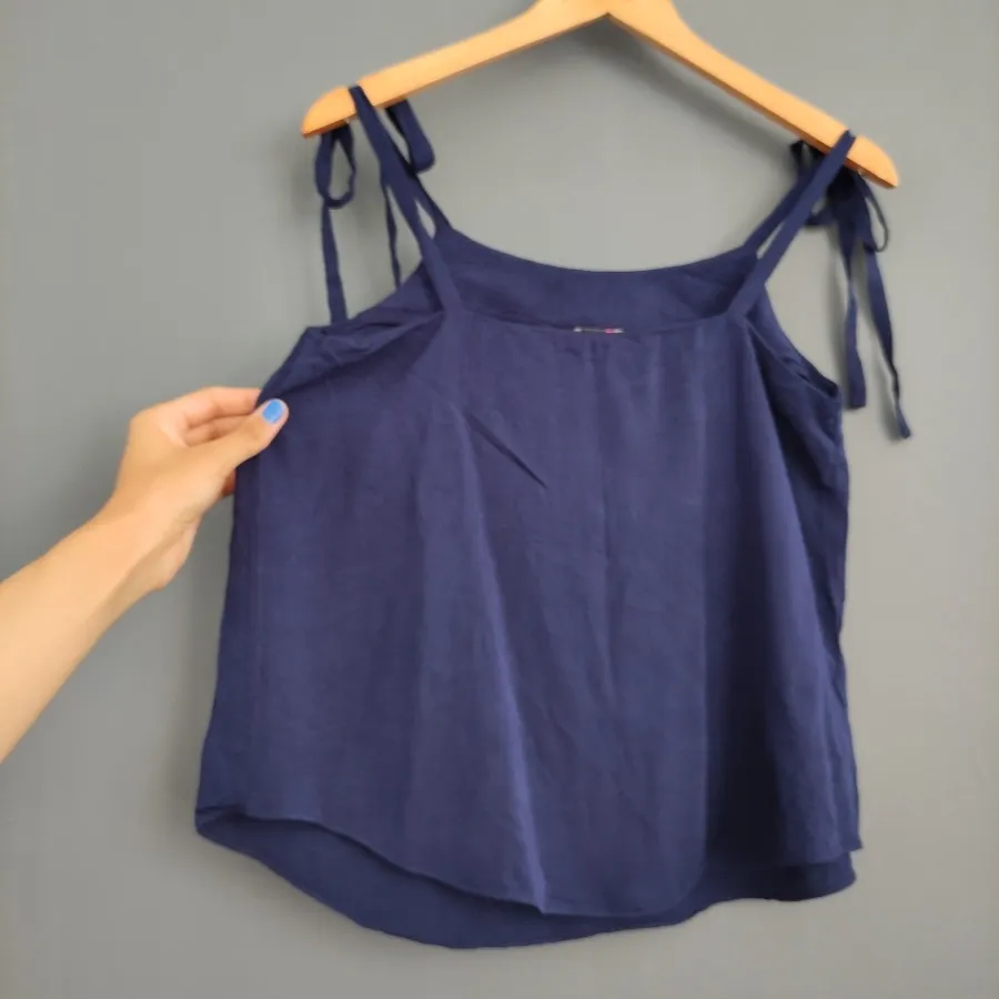 تاپ نخی لینن Cremeux