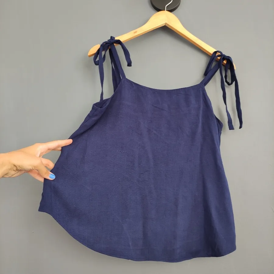 تاپ نخی لینن Cremeux