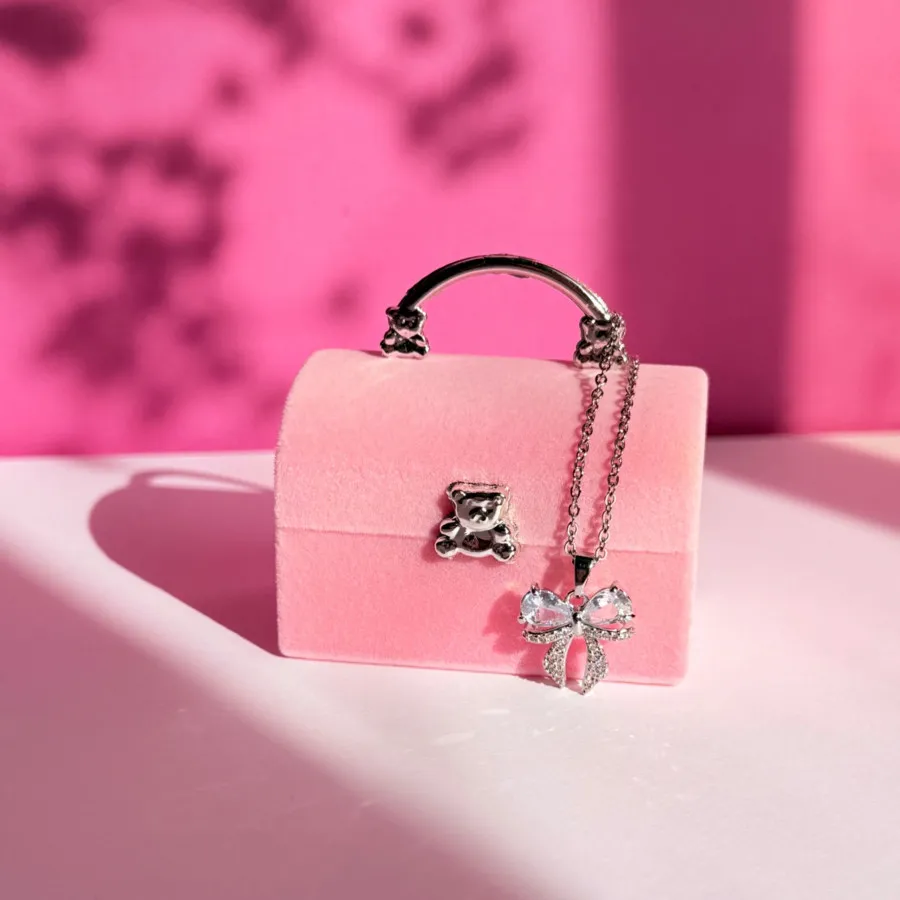 گردنبند پاپیون