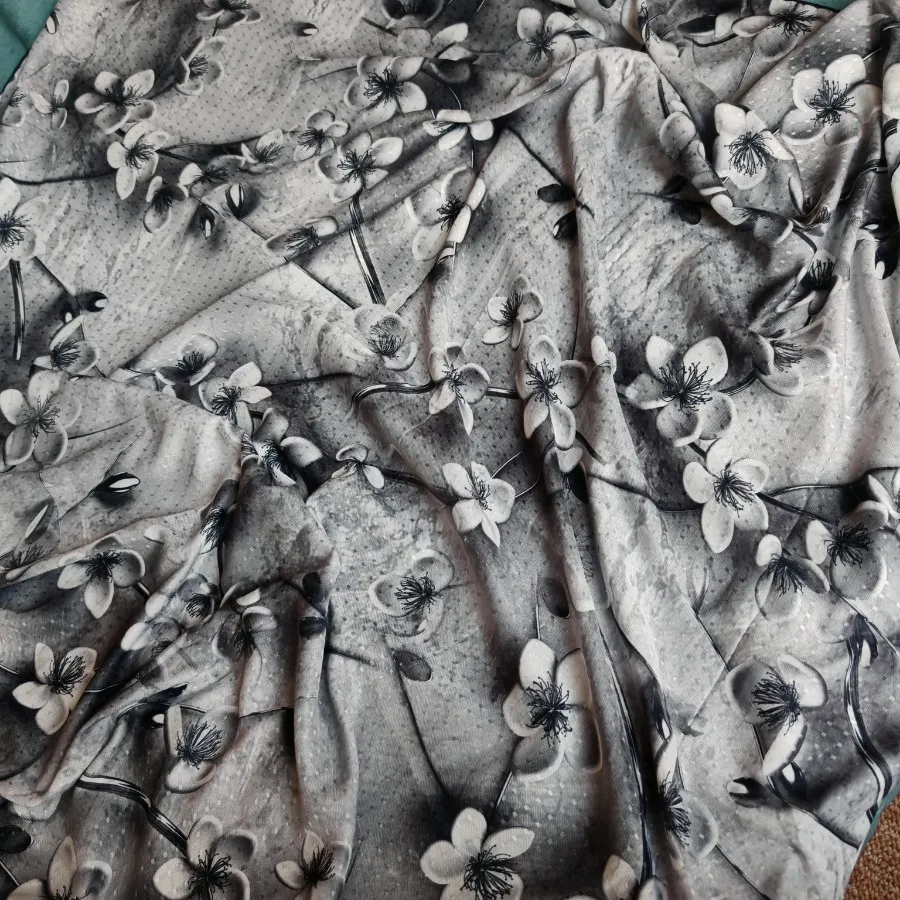 روسری قواره بزرگ