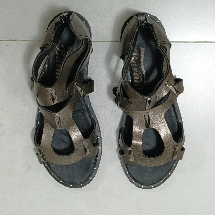 صندل شیک خارجی