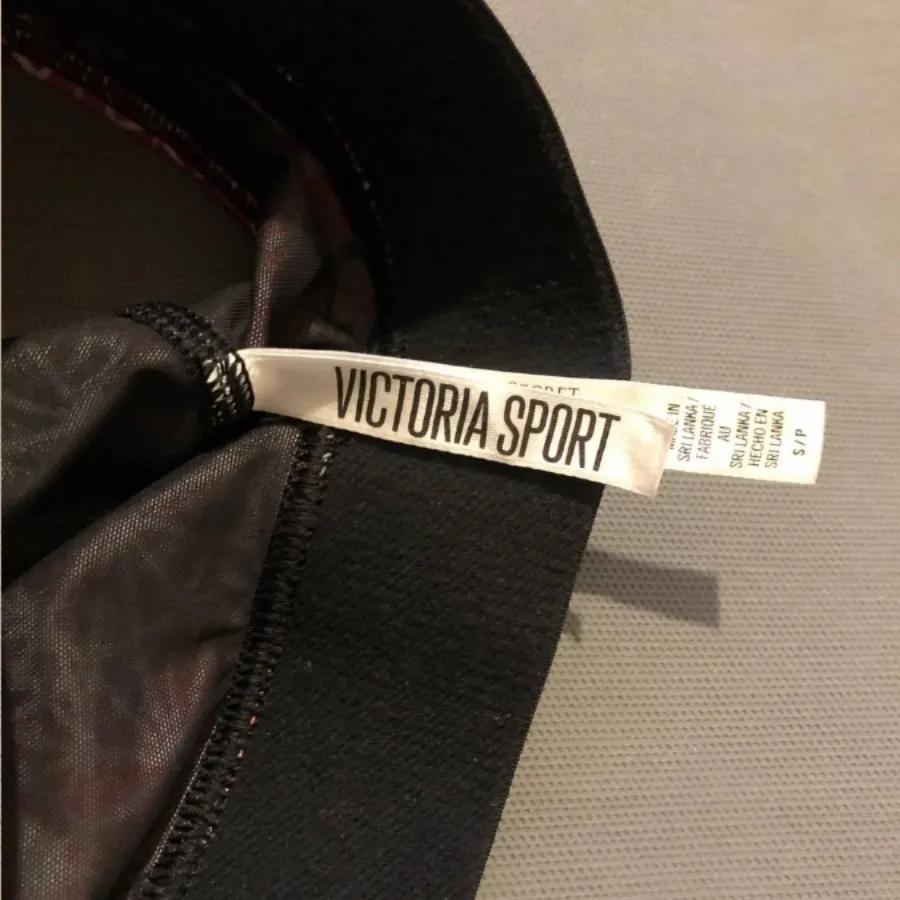 نیم تنه ورزشی ویکتوریا