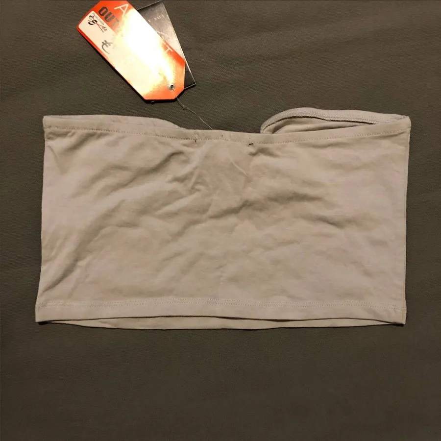 نیم تنه یا دکلته