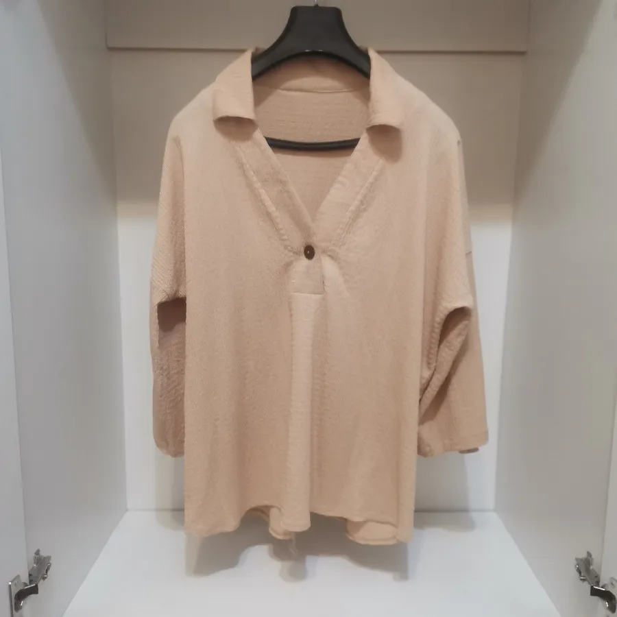 شومیز کرم یقه 7 مانتویی