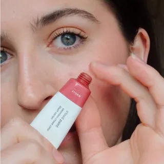 تینت آمریکایی glossier