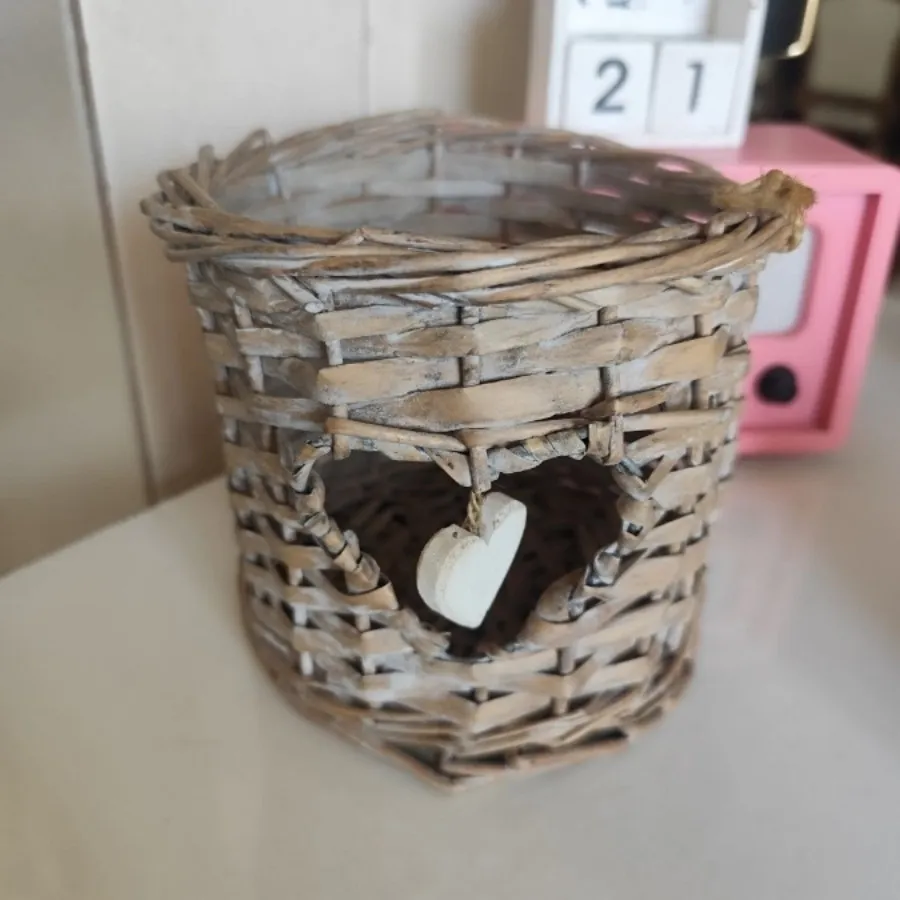 گلدان حصیری ایکیا