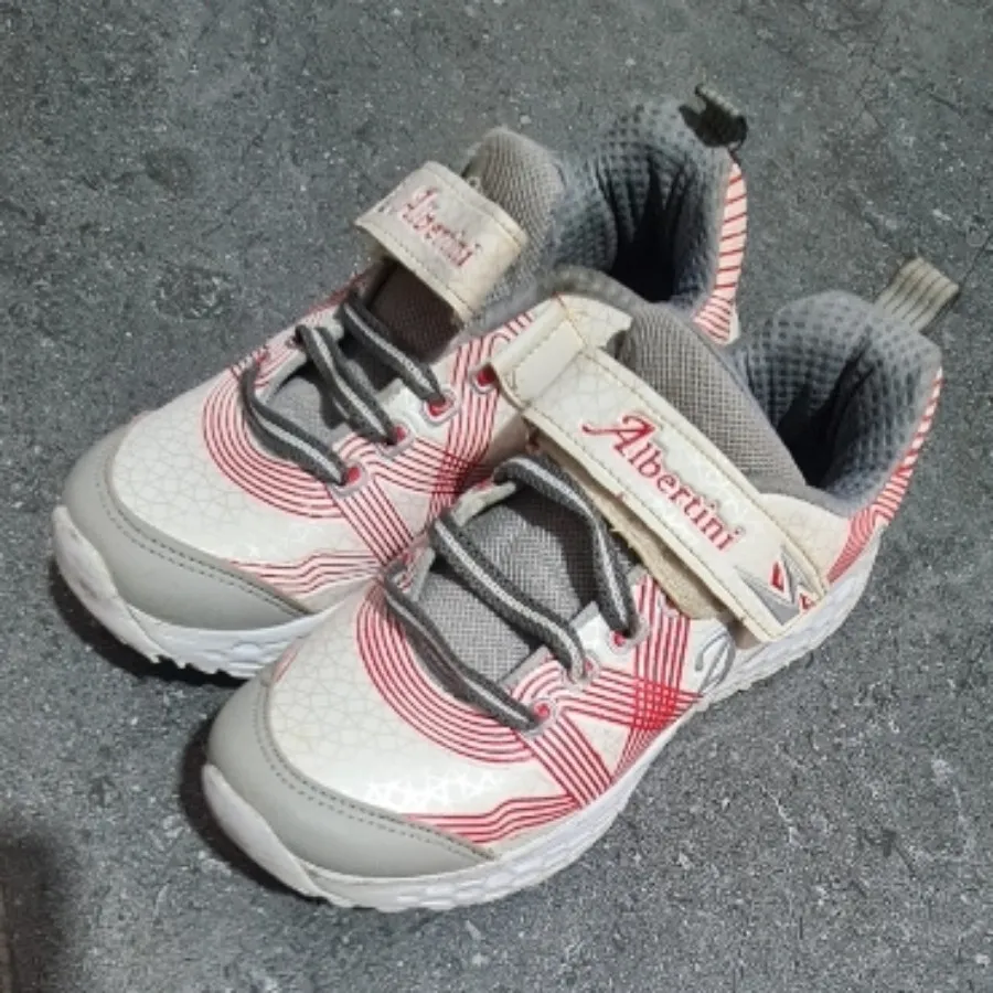 کفش دخترانه