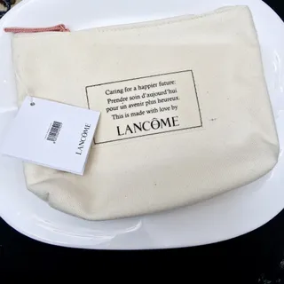 کیف ارایشی لانکوم