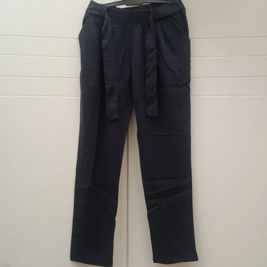 شلوار زنانه